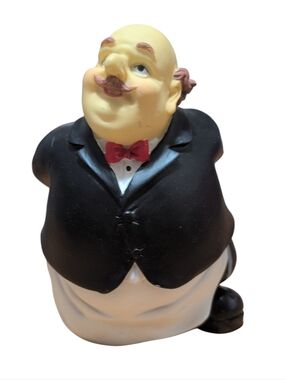 Vintage Butler Wine Bottle Holder Figurine Waiter Server Bar Decor Resin 6.5”